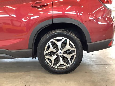 Certified 2023 Subaru Forester Premium AWD/4WD image 24