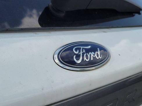 Certified 2021 Ford Explorer XLT w/ Equipment Group 202A RWD image 5