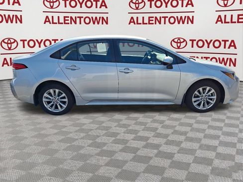 Used 2023 Toyota Corolla LE w/ LE Convenience Package FWD image 8