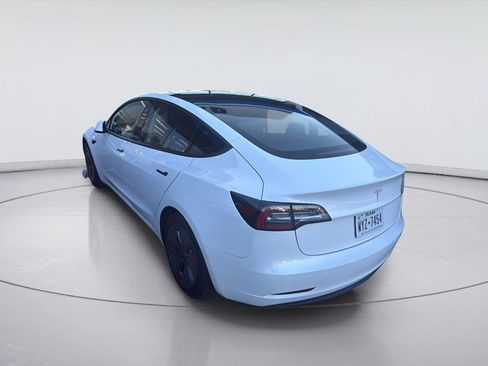 Used 2021 Tesla Model 3 Standard Range Plus RWD image 2