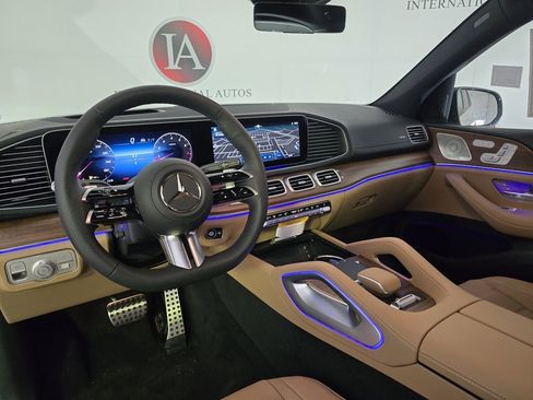 New 2026 Mercedes-Benz GLS 580 4MATIC image 14