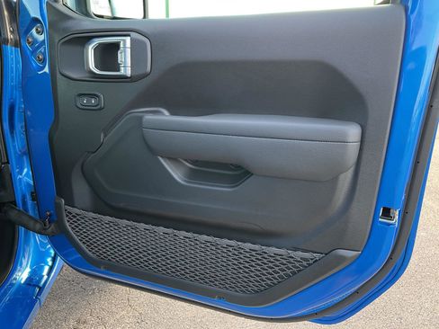 New 2026 Jeep Gladiator Sport image 13