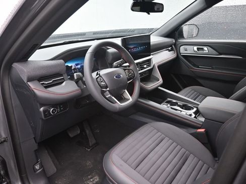 New 2026 Ford Explorer ST-Line RWD image 19