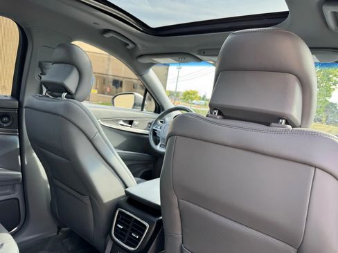 Used 2019 Lincoln Nautilus Reserve image 33