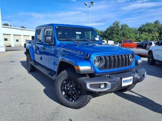 New 2025 Jeep Gladiator High Tide video 2
