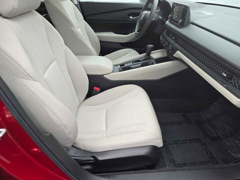Certified 2024 Honda Accord EX image 12