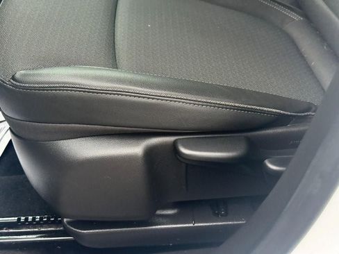 Used 2024 Buick Encore GX Preferred FWD image 19