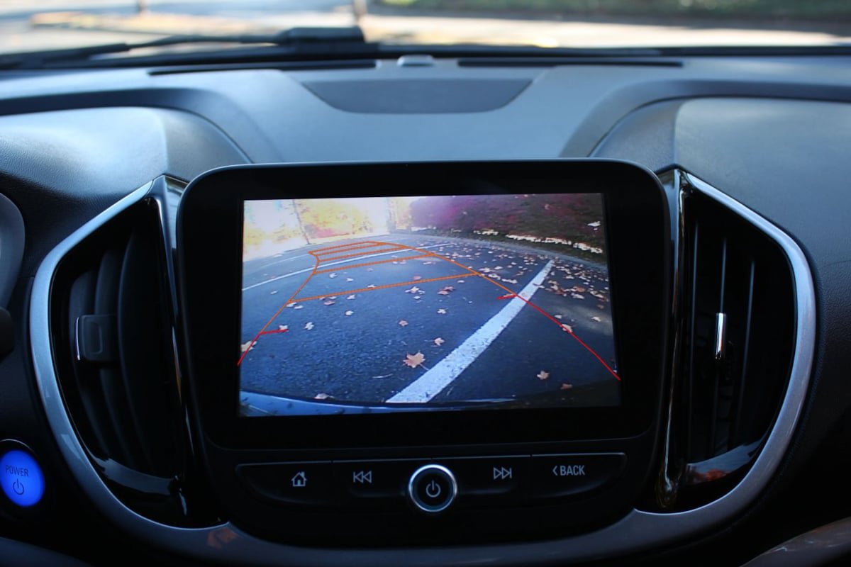 Used 2017 Chevrolet Volt LT FWD image 14