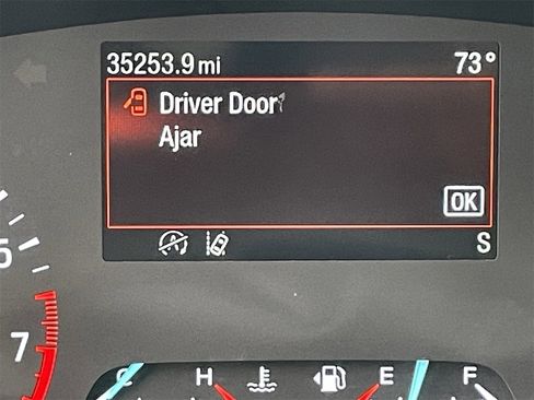 Used 2022 Ford Escape SE image 29