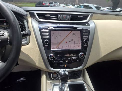 Used 2021 Nissan Murano SL w/ SL Moonroof Package FWD image 13