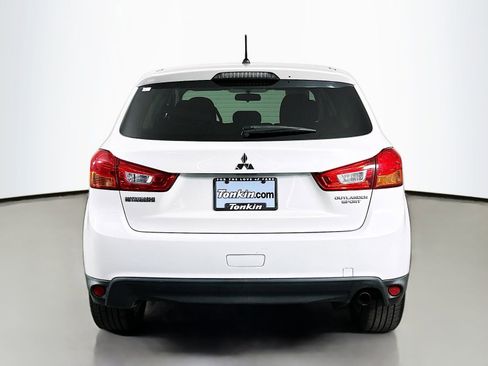 Used 2015 Mitsubishi Outlander Sport ES image 6