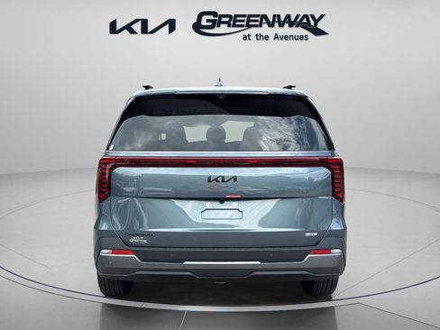 New 2026 Kia Carnival SX Prestige FWD image 4