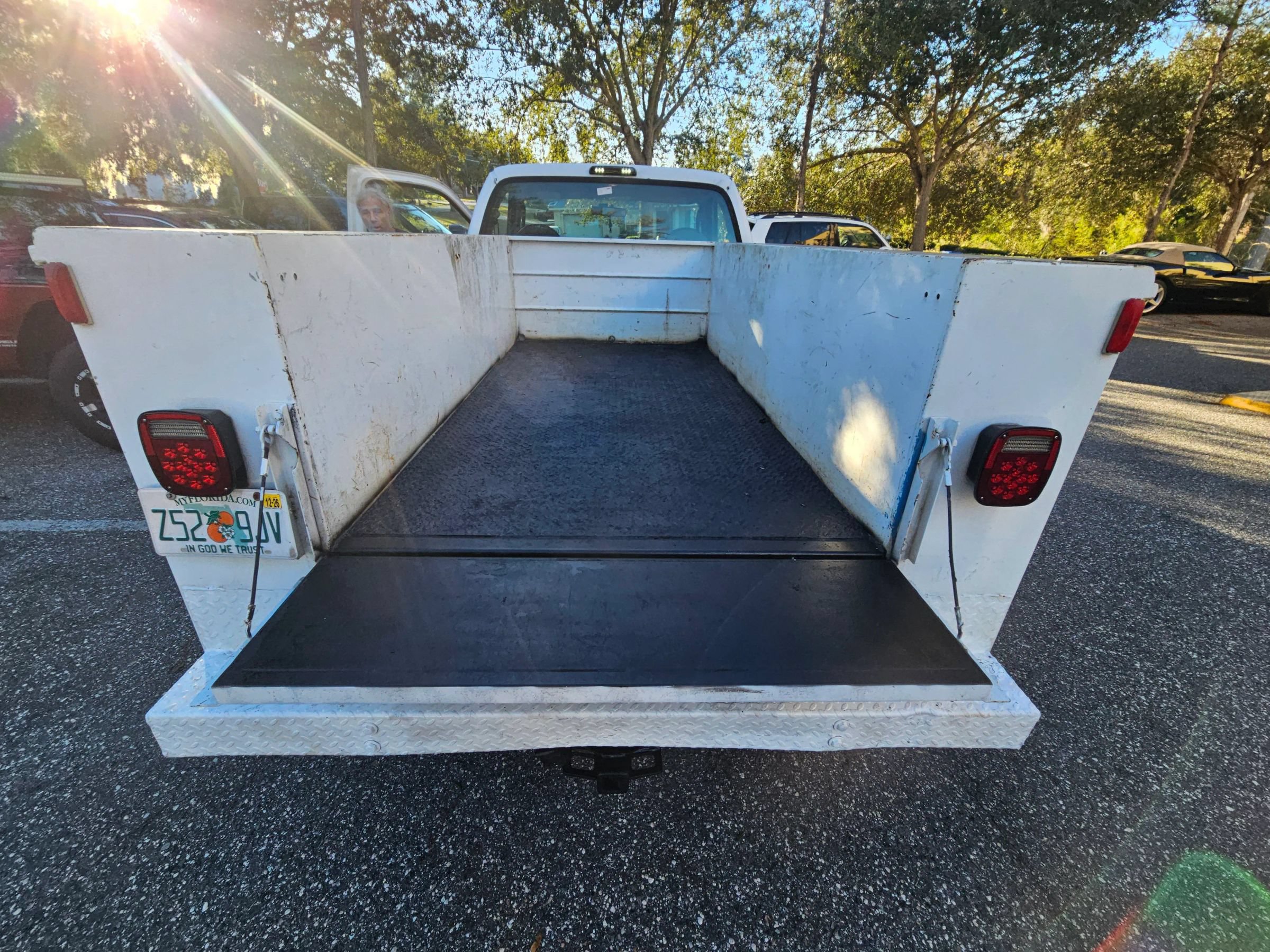 Used 2005 Ford F250 XL RWD image 9