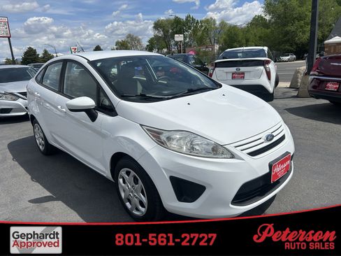 Used 2012 Ford Fiesta S FWD image 1