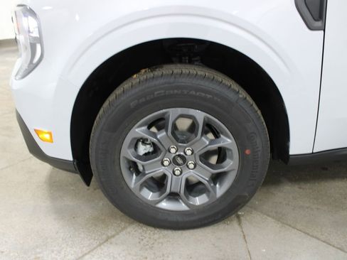 New 2026 Ford Maverick XLT FWD image 32