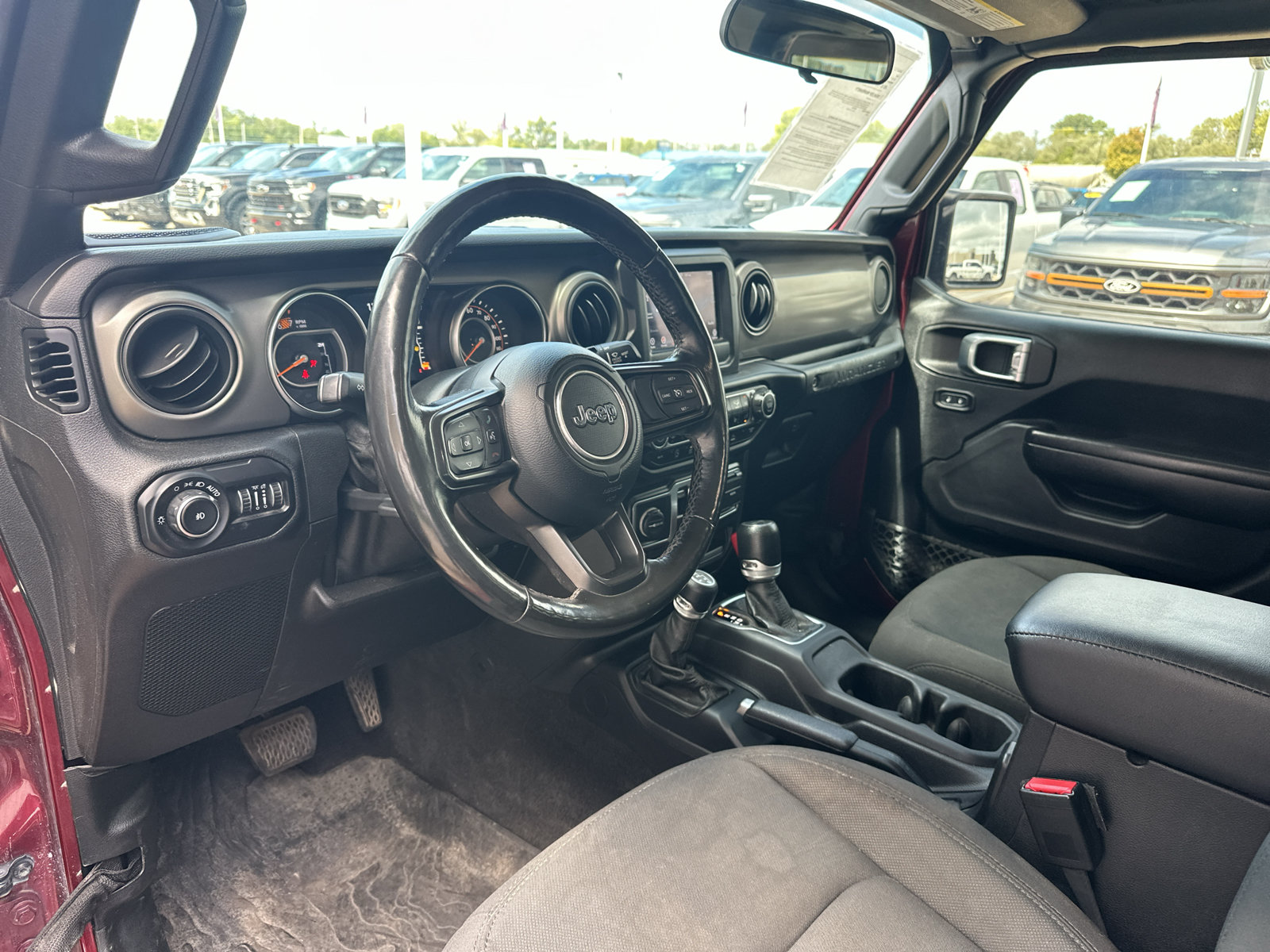 Used 2021 Jeep Wrangler Sport AWD/4WD image 2
