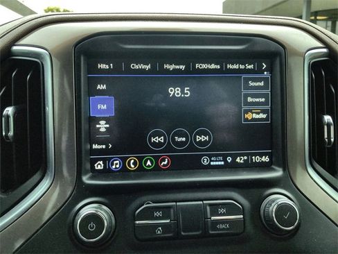 Used 2021 Chevrolet Silverado 1500 High Country w/ Technology Package image 16