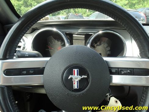 Used 2006 Ford Mustang GT RWD image 19