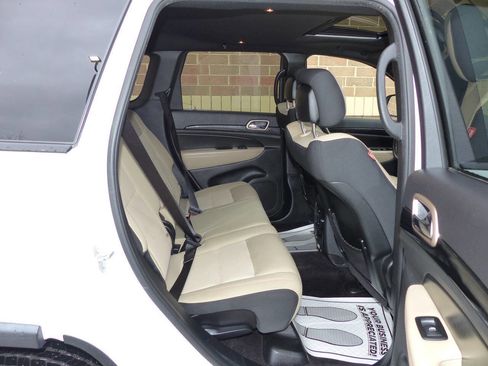 Used 2016 Jeep Grand Cherokee Laredo 75th Anniversary image 44