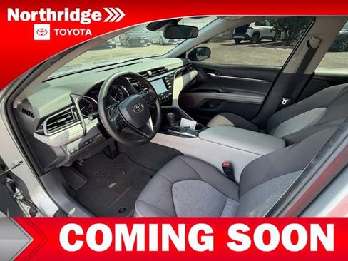 Used 2020 Toyota Camry LE w/ Carpet Mat Package image 5