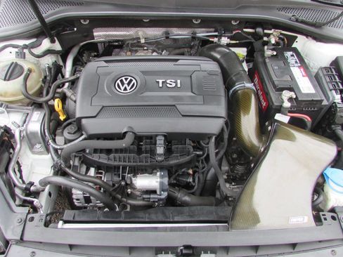 Used 2015 Volkswagen Golf 4-Door image 13