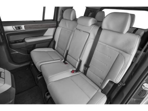 Used 2024 Hyundai Santa Fe Limited FWD image 13