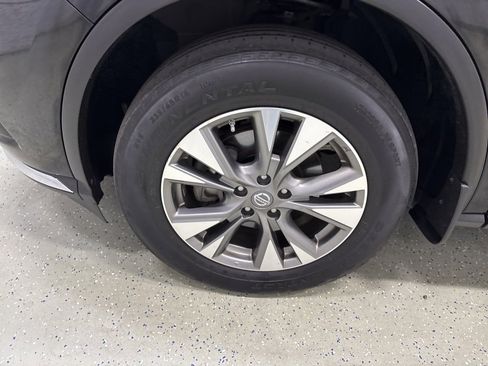 Used 2018 Nissan Murano S image 8