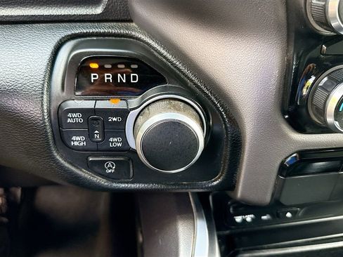 Used 2019 RAM 1500 Big Horn image 24