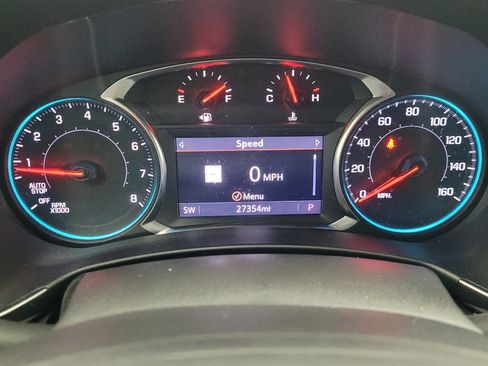 Used 2023 Chevrolet Equinox RS FWD image 23