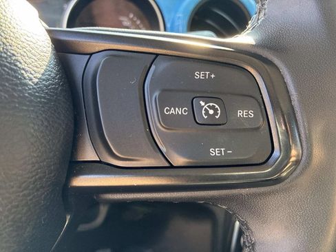 Used 2023 Jeep Wrangler Unlimited AWD/4WD image 26