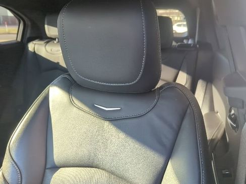 Used 2020 Cadillac XT4 Premium Luxury image 35