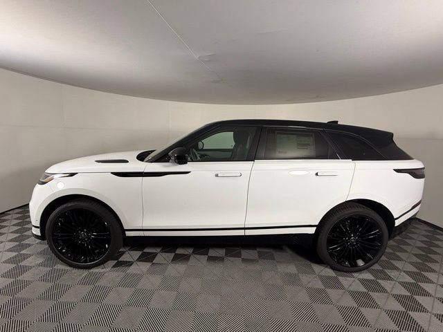 Certified 2026 Land Rover Range Rover Velar Dynamic SE AWD/4WD image 4