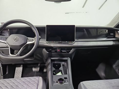 New 2026 Volkswagen Tiguan S AWD/4WD image 17