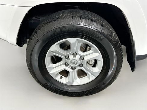 Used 2024 Toyota 4Runner SR5 image 11