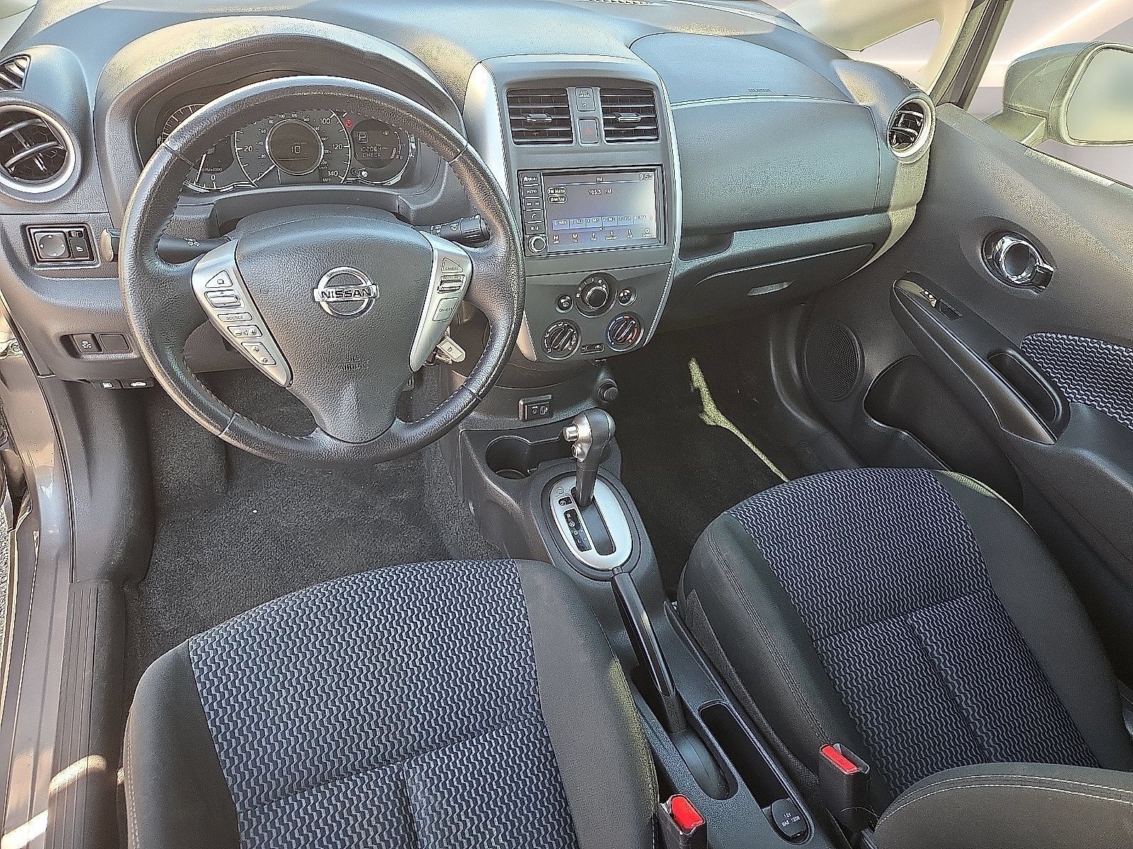 Used 2019 Nissan Versa Note SV FWD image 6