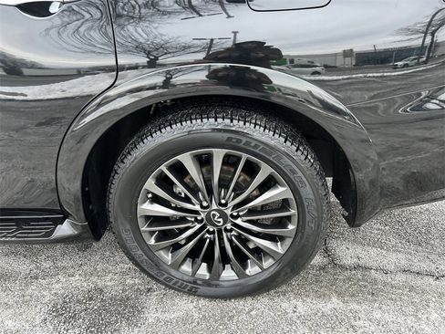 Certified 2024 INFINITI QX80 Sensory w/ Cargo Package image 11