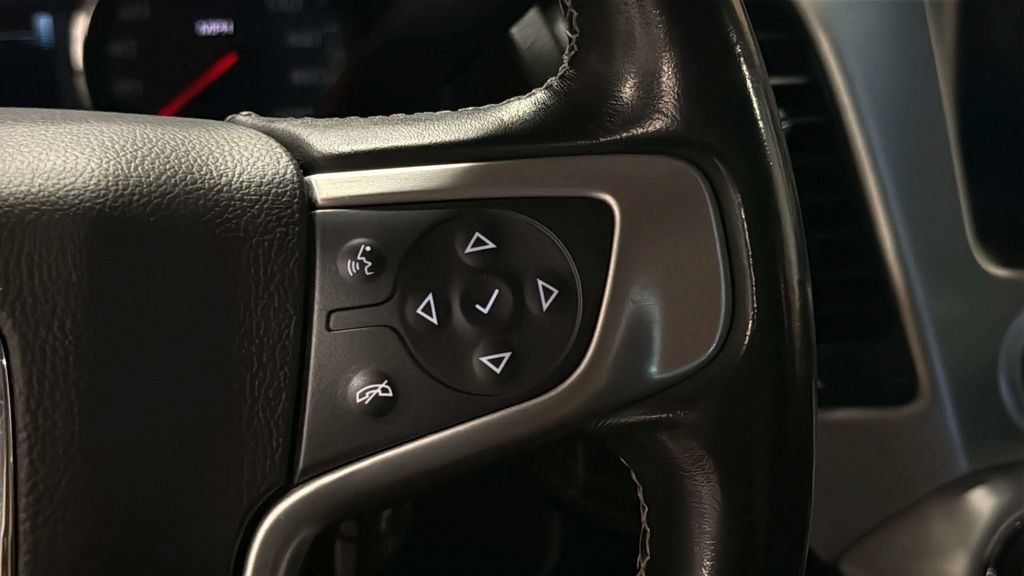 Used 2020 GMC Yukon SLE AWD/4WD image 25