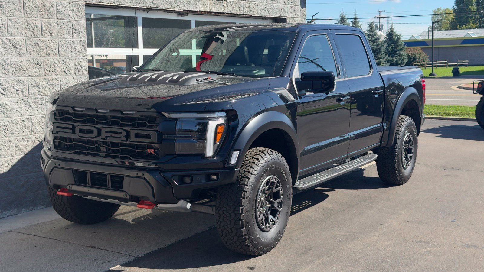 Used 2026 Ford F150 Raptor w/ Equipment Group 803A Raptor R AWD/4WD image 1