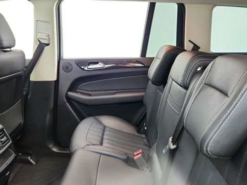 Used 2017 Mercedes-Benz GLS 450 GLS 450 image 33