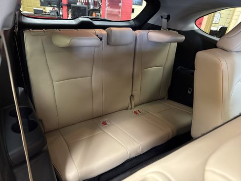 Used 2023 Toyota Highlander Limited image 24