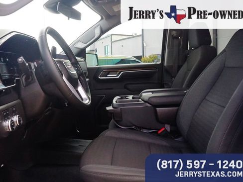 Used 2023 GMC Sierra 1500 Elevation w/ LPO, Elevation Black Package AWD/4WD image 18
