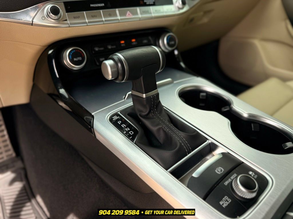 Used 2022 Kia Stinger GT1 RWD image 15