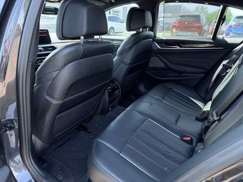 Used 2023 BMW M550i xDrive w/ Executive Package AWD/4WD image 24