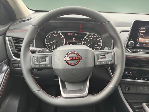 New 2026 Nissan Rogue Rock Creek image 9