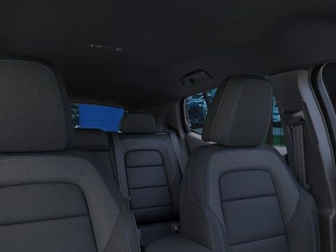 New 2026 Chevrolet Equinox EV LT w/ Comfort Package FWD image 24