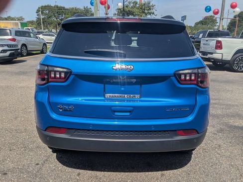 Used 2024 Jeep Compass Limited AWD/4WD image 5
