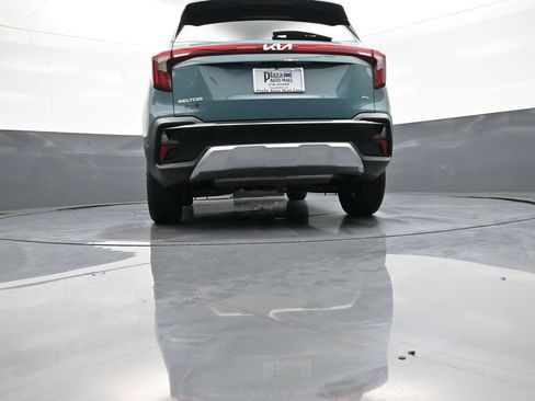 Certified 2025 Kia Seltos S AWD/4WD image 30