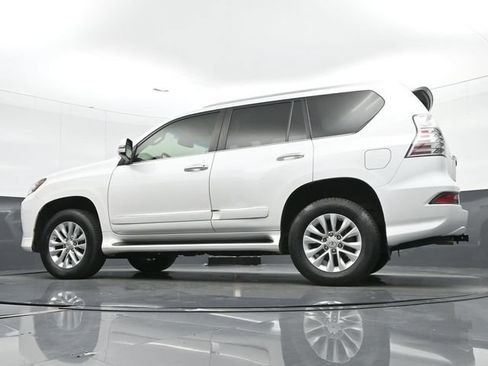 Used 2019 Lexus GX 460 Premium w/ Premium Package AWD/4WD image 37