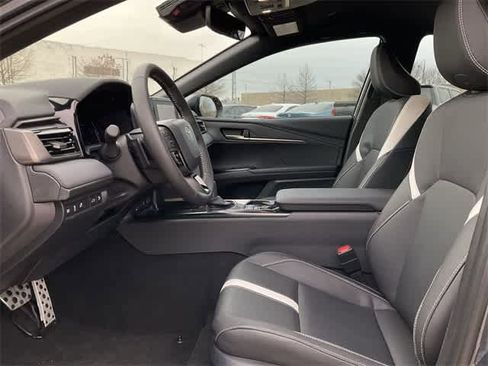 Used 2026 Toyota Camry SE w/ Convenience Package image 13