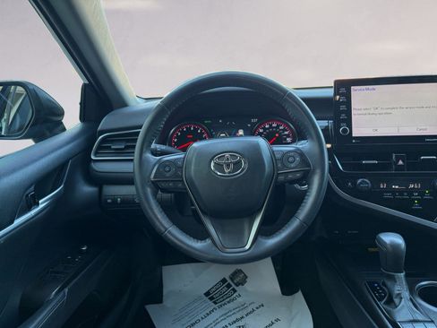 Used 2023 Toyota Camry XSE image 12